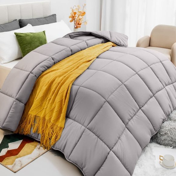 NEW Microfiber Bed Sheets Set 4 Piece with Down Alternative Comforter - Picture 5 of 8